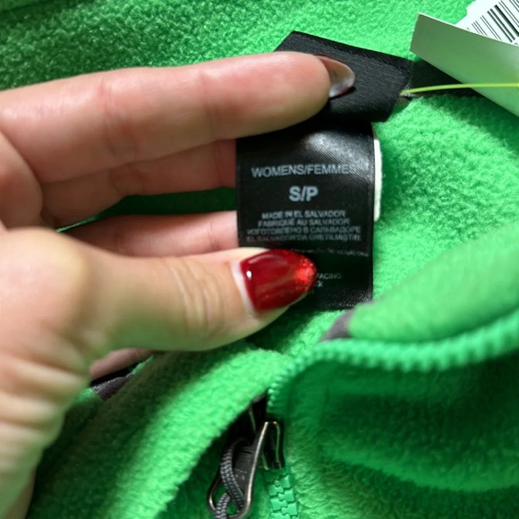 The North Face Green Fleece Zip Up - Picture 11 of 11